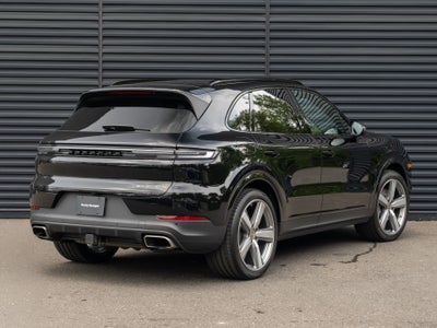 2024 Porsche Cayenne Base