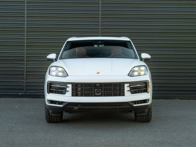 2024 Porsche Cayenne Base