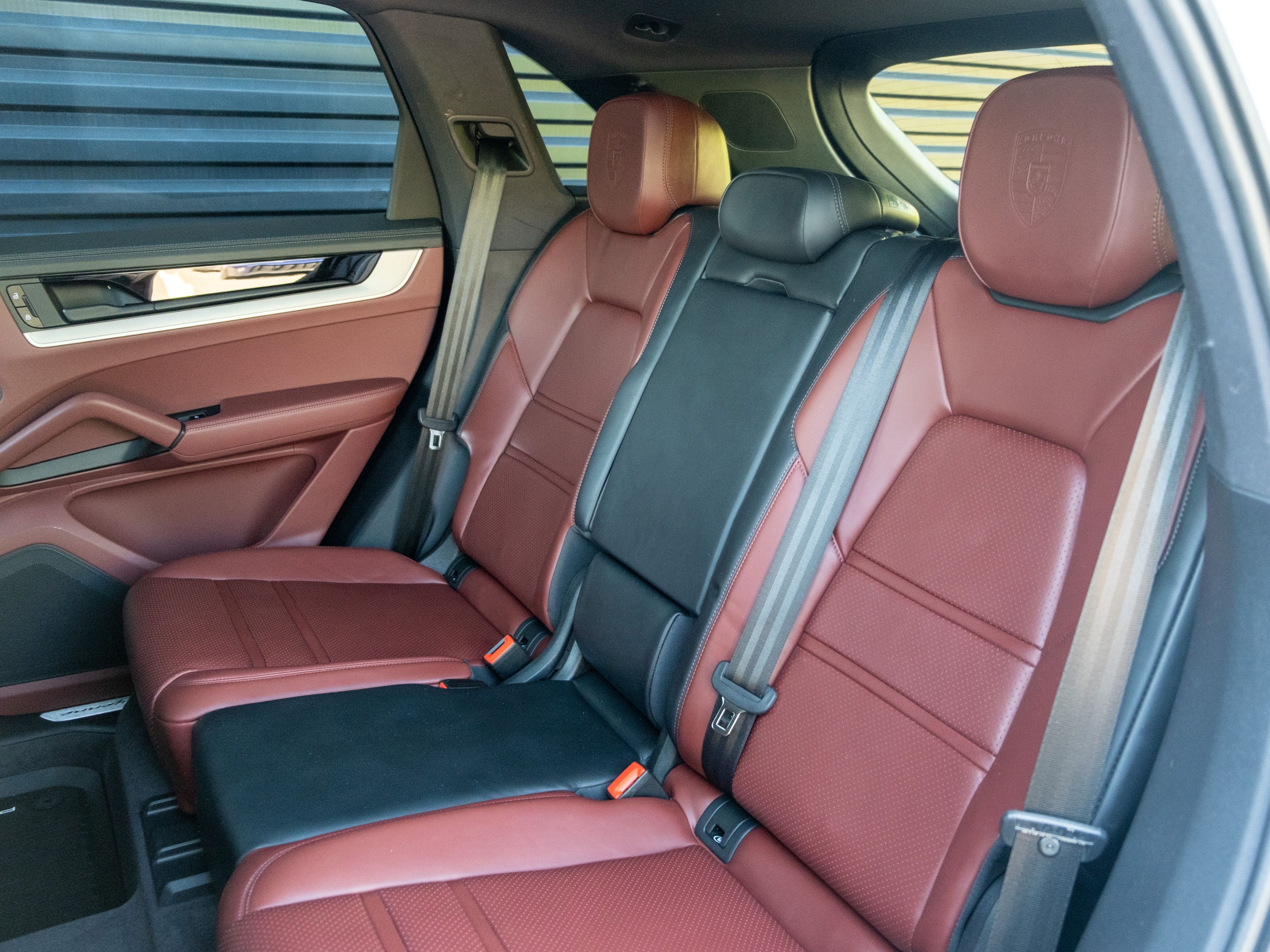 2024 Porsche Cayenne Base