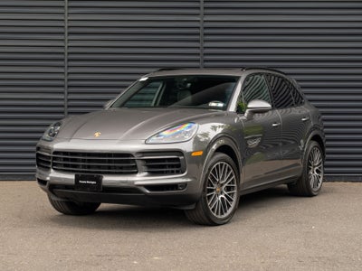 2023 Porsche Cayenne Base