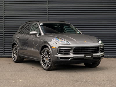 2023 Porsche Cayenne Base