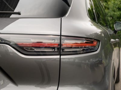 2023 Porsche Cayenne Base