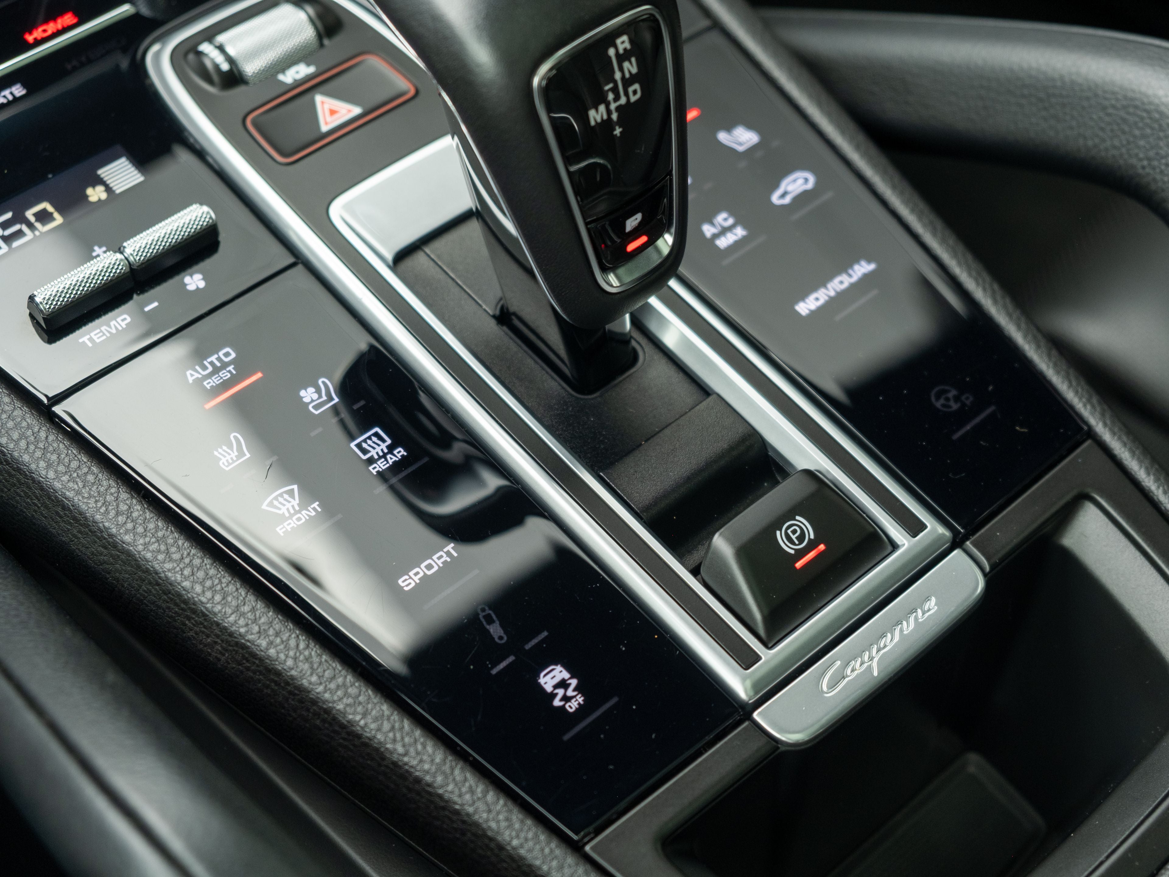 2023 Porsche Cayenne Base