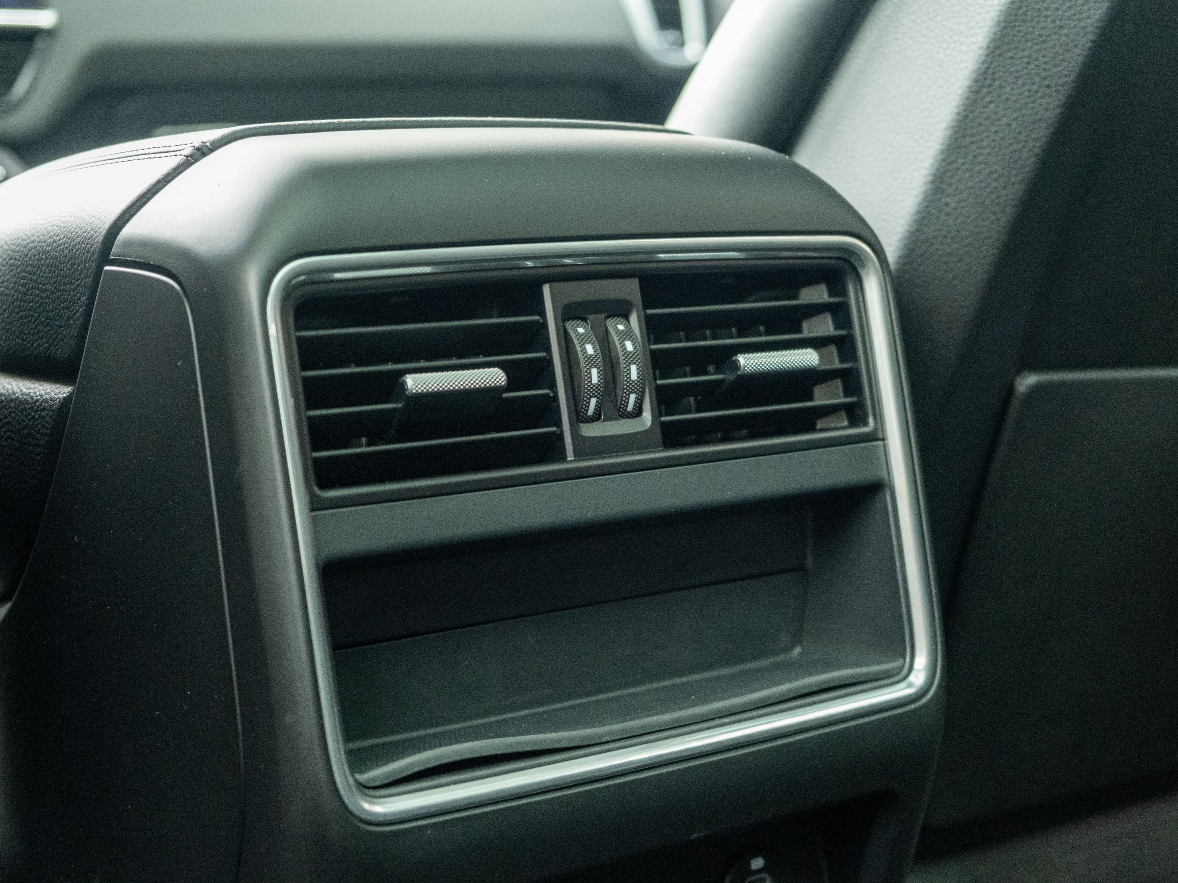 2023 Porsche Cayenne Base
