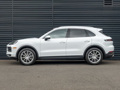 2024 Porsche Cayenne Base