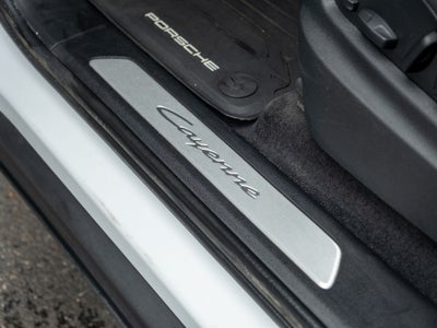 2024 Porsche Cayenne Base