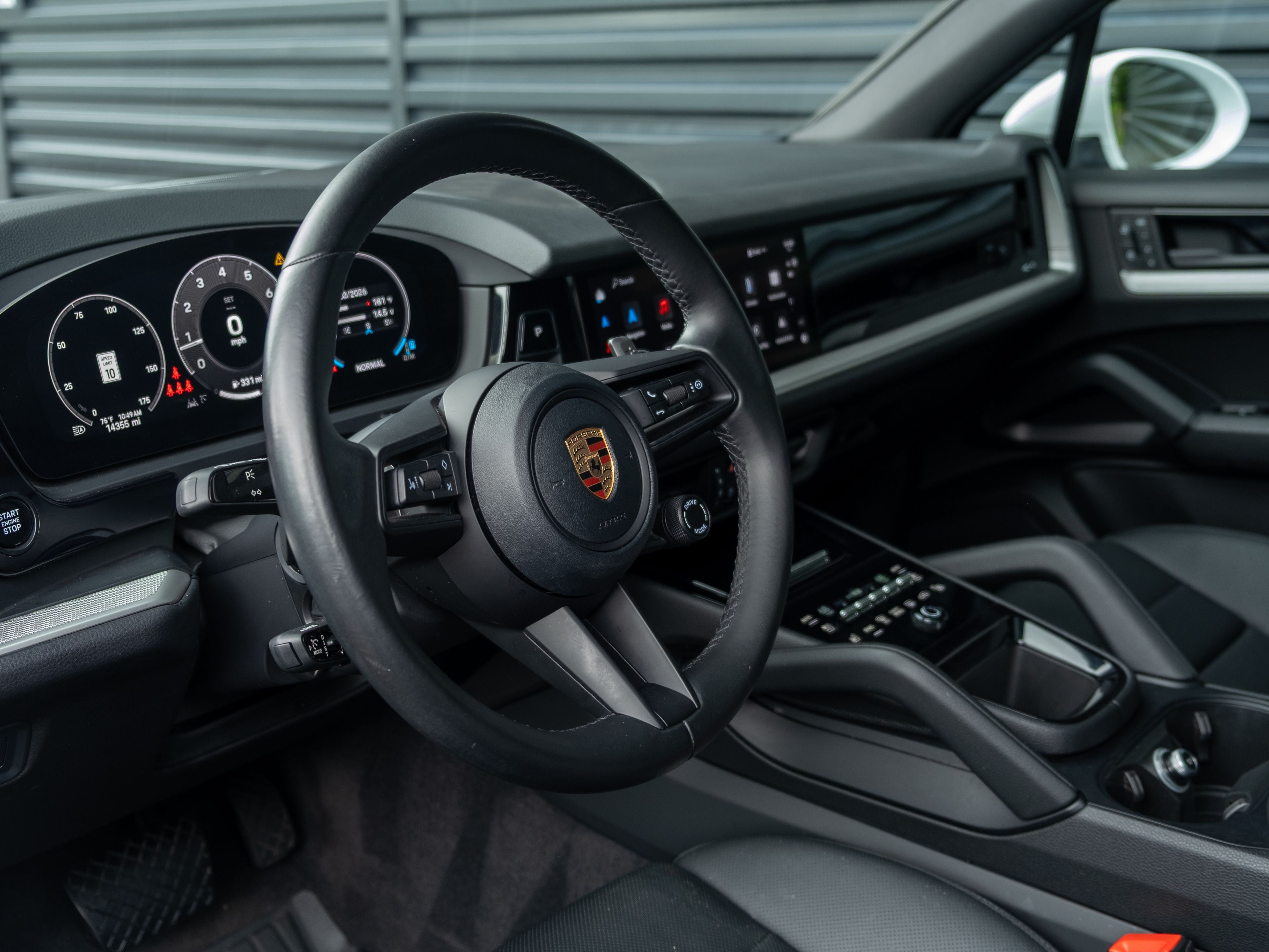 2024 Porsche Cayenne Base