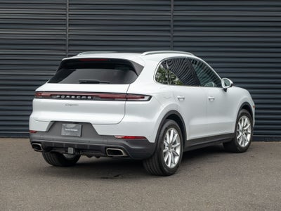 2024 Porsche Cayenne Base