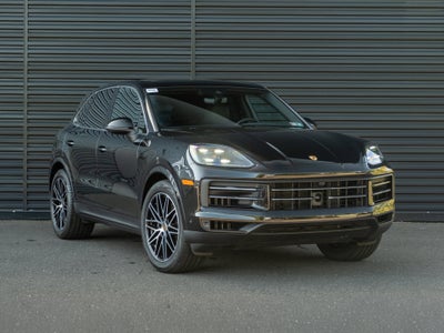 2025 Porsche Cayenne Base