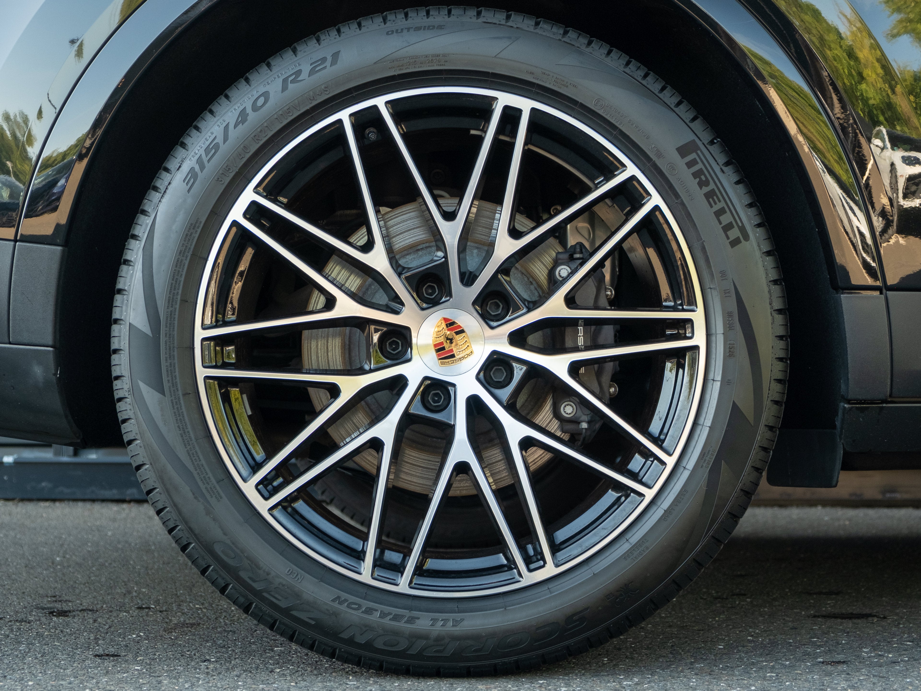 2025 Porsche Cayenne Base
