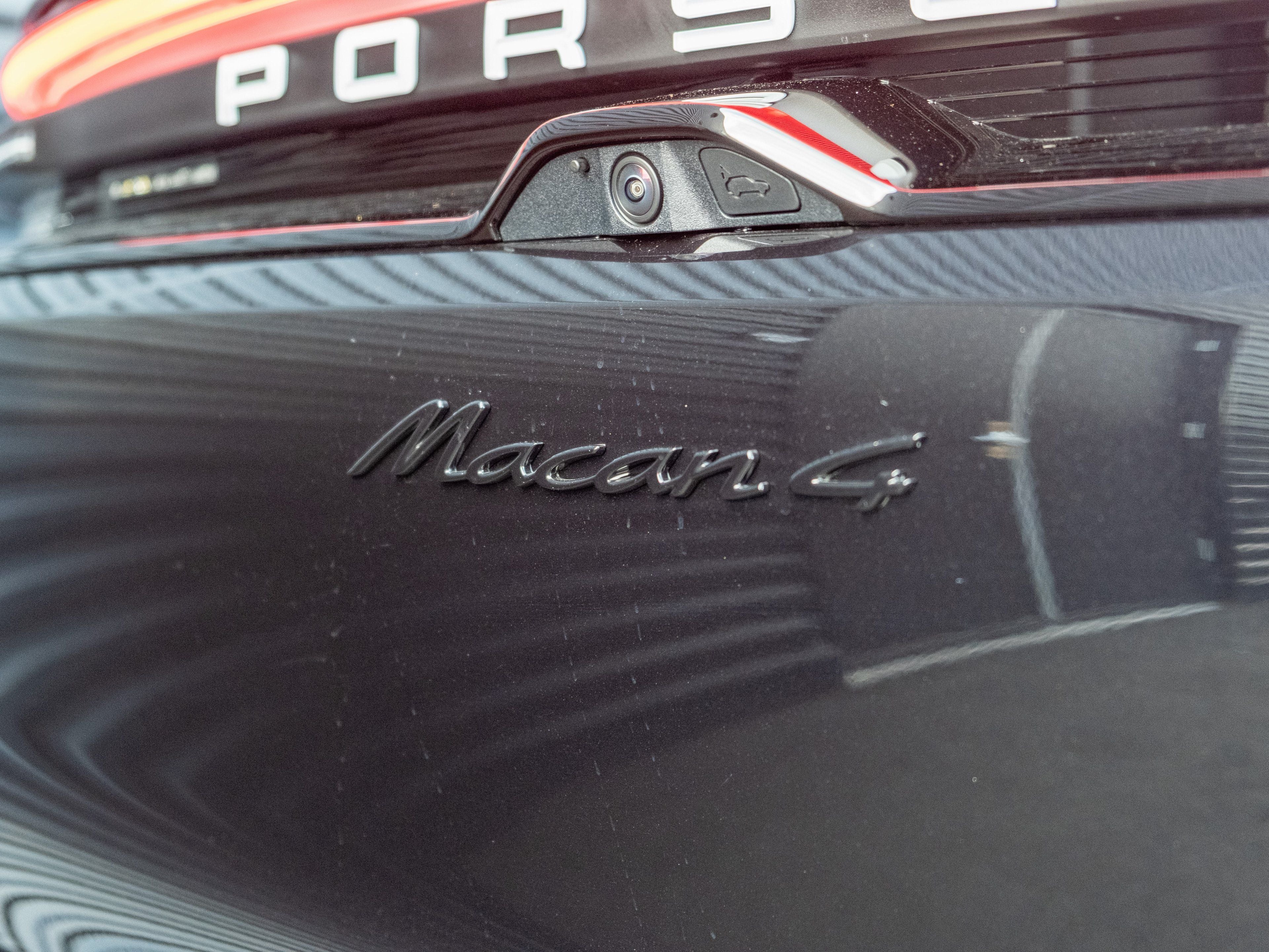 2026 Porsche Macan Electric 4