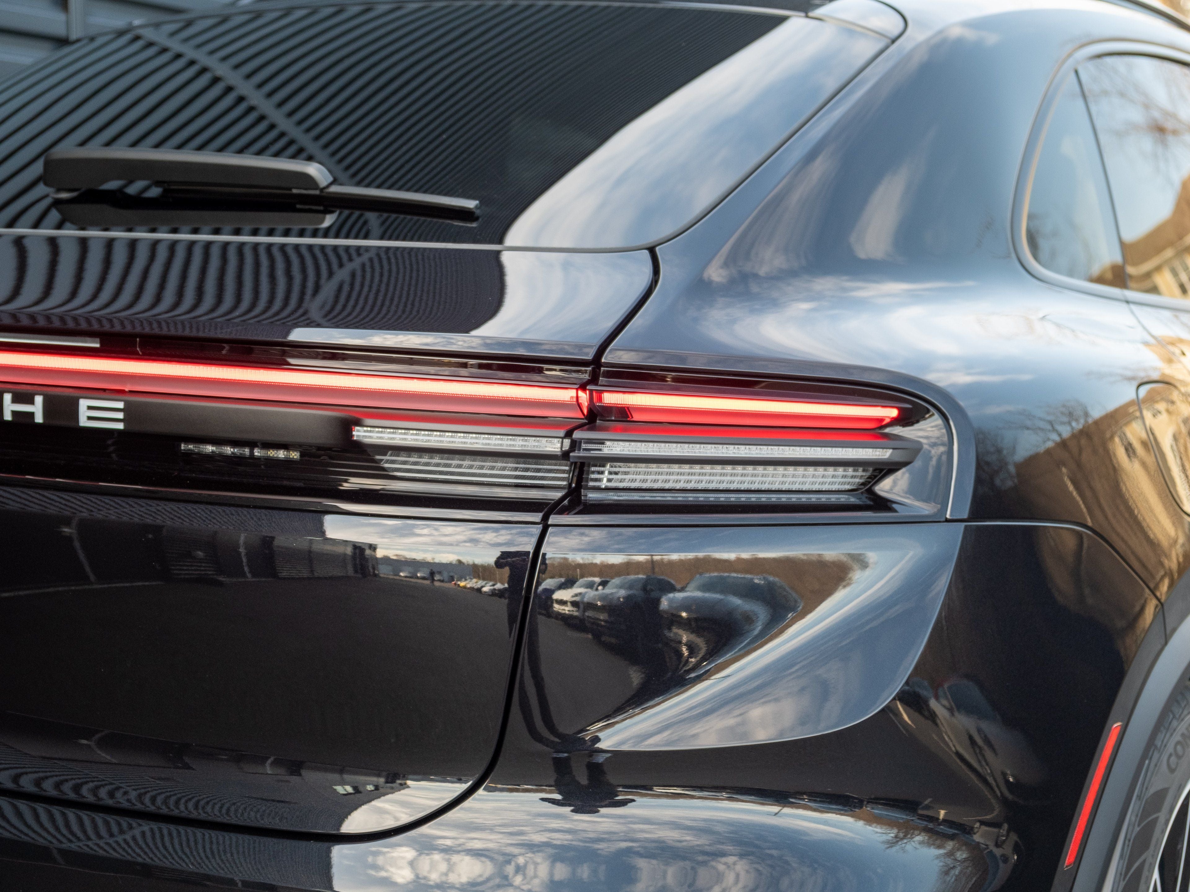 2026 Porsche Macan Electric 4