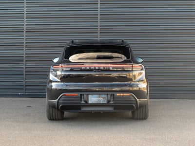 2026 Porsche Macan Electric 4