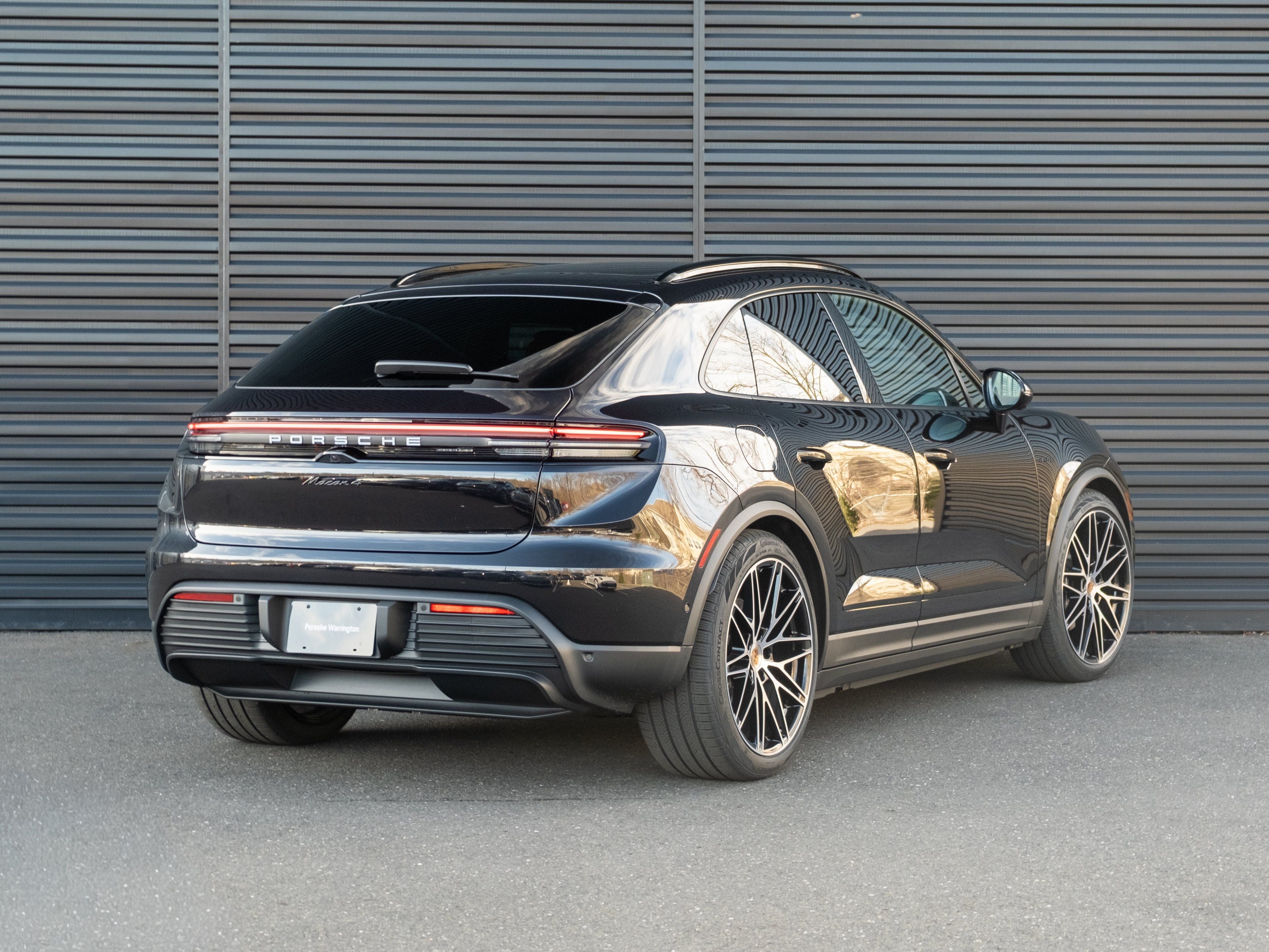 2026 Porsche Macan Electric 4