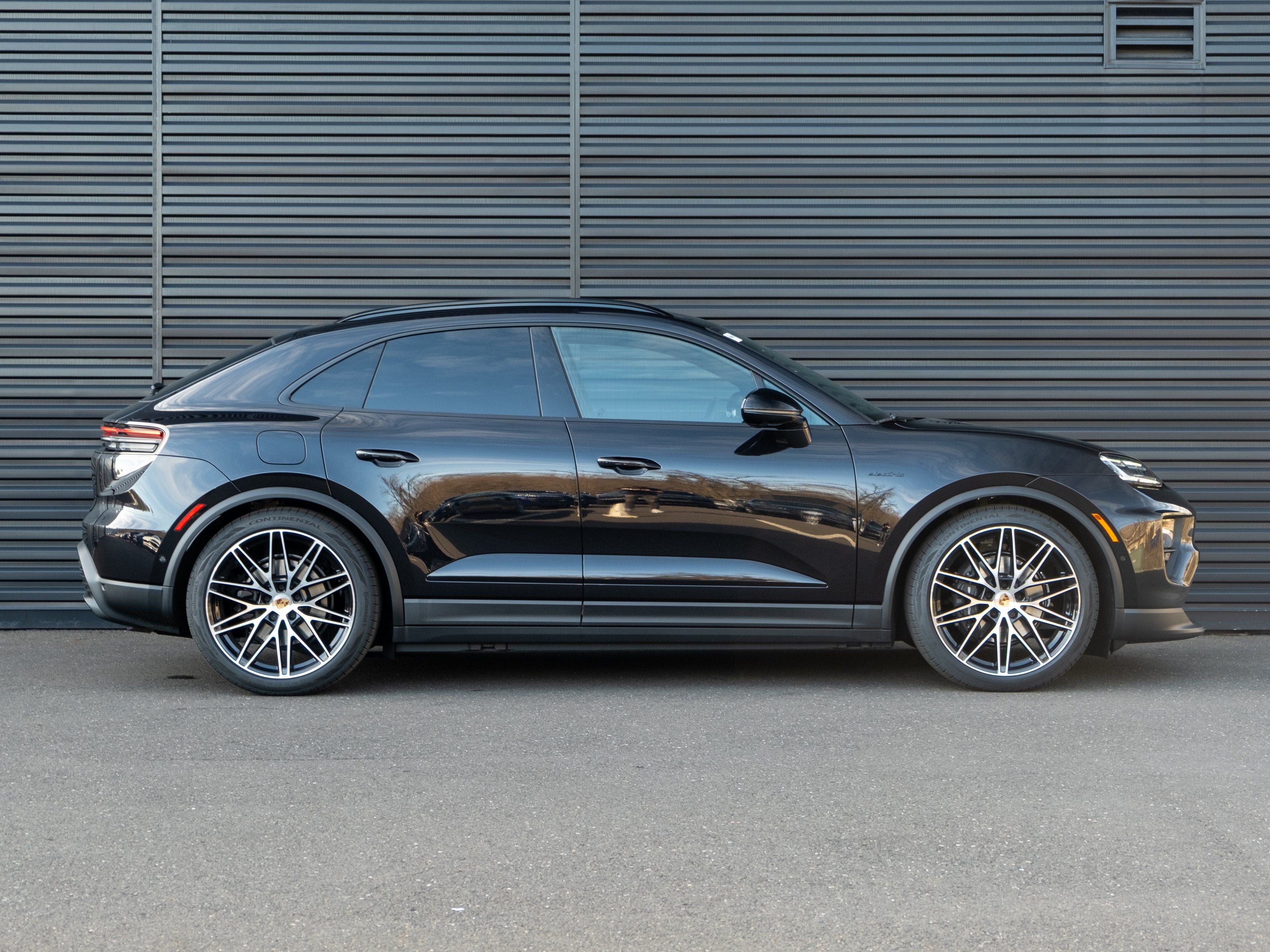 2026 Porsche Macan Electric 4