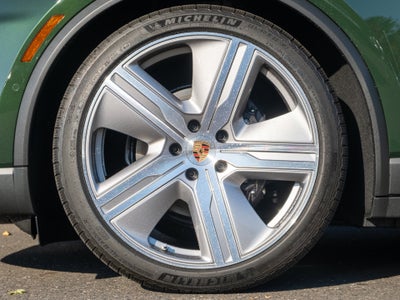2026 Porsche Macan Electric 4