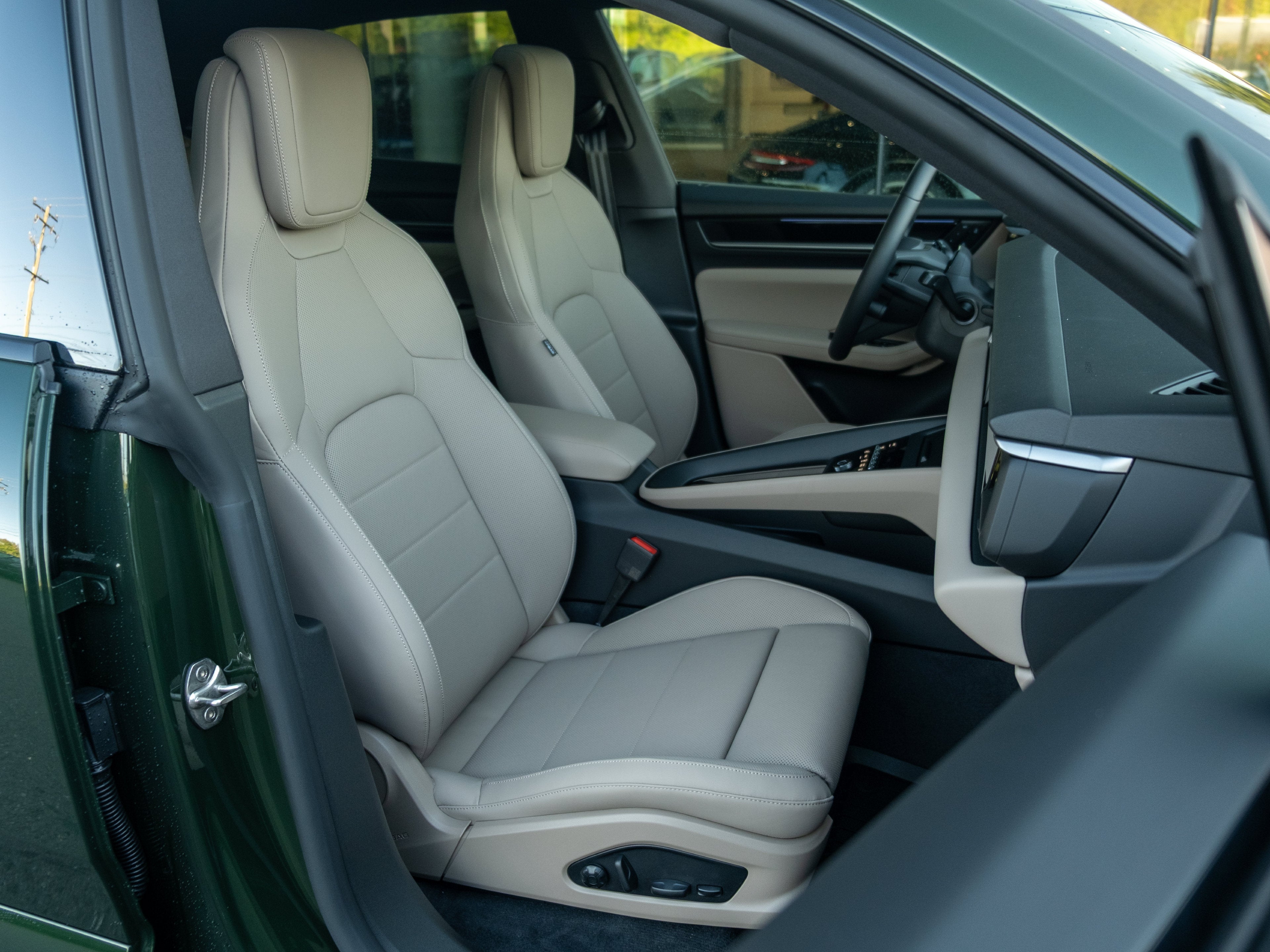 2026 Porsche Macan Electric 4