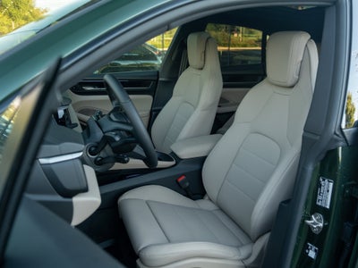 2026 Porsche Macan Electric 4