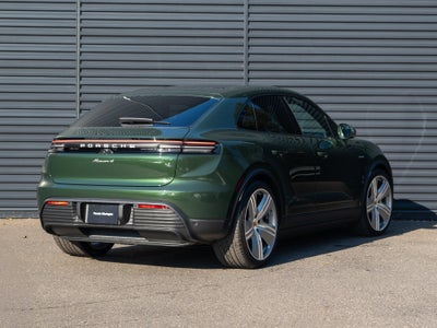 2026 Porsche Macan Electric 4