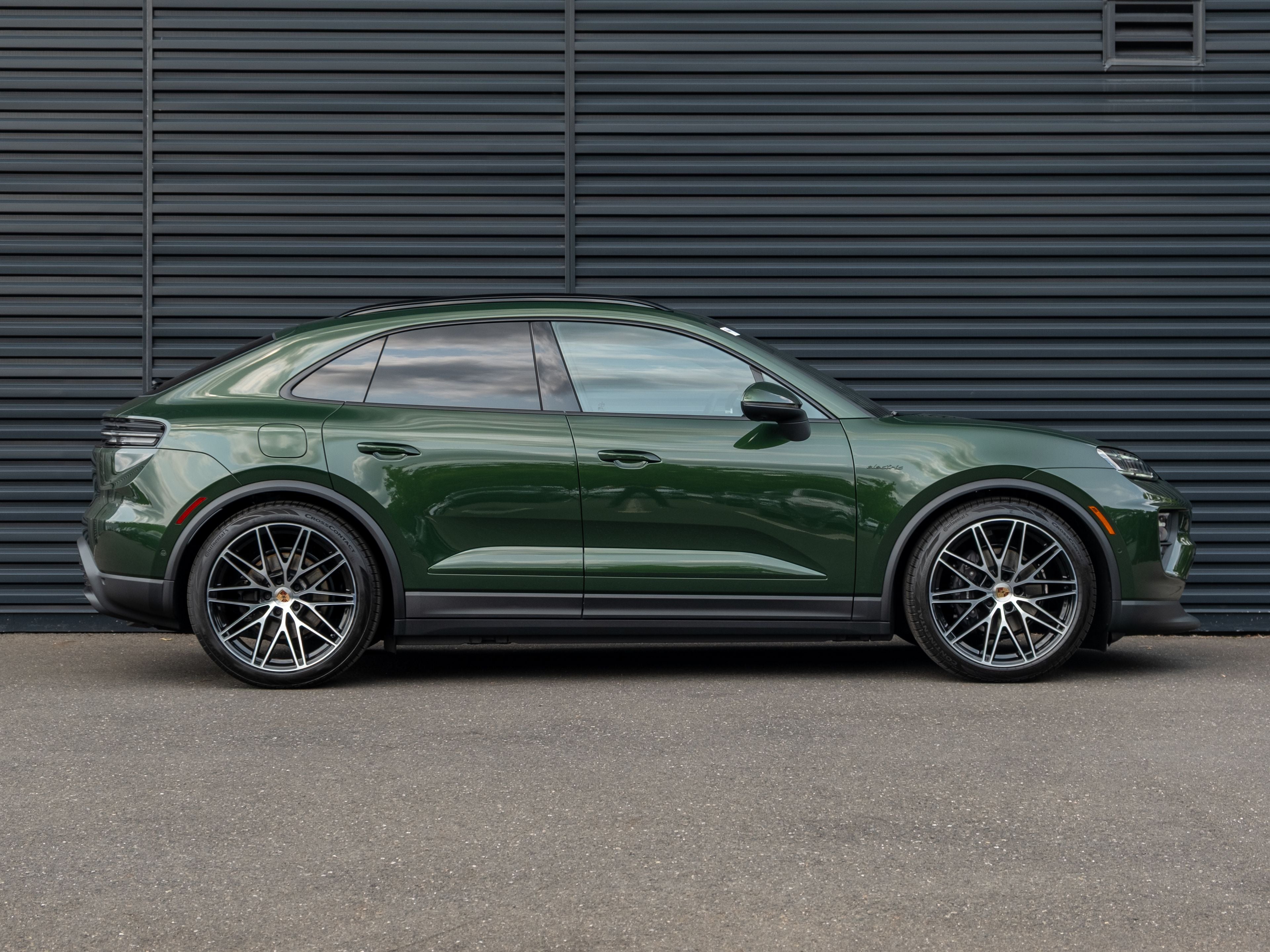 2026 Porsche Macan Electric 4