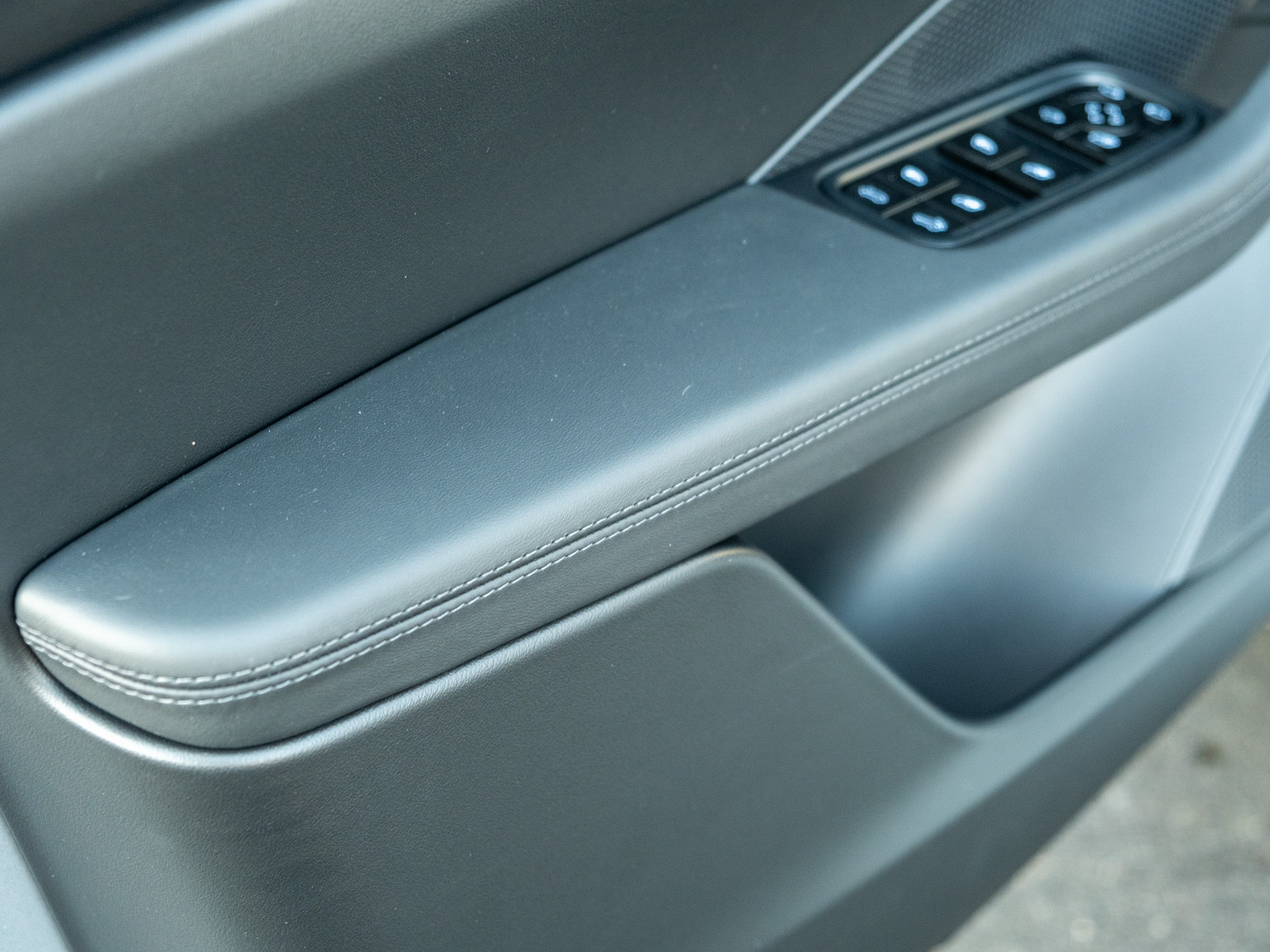 2026 Porsche Macan Electric 4