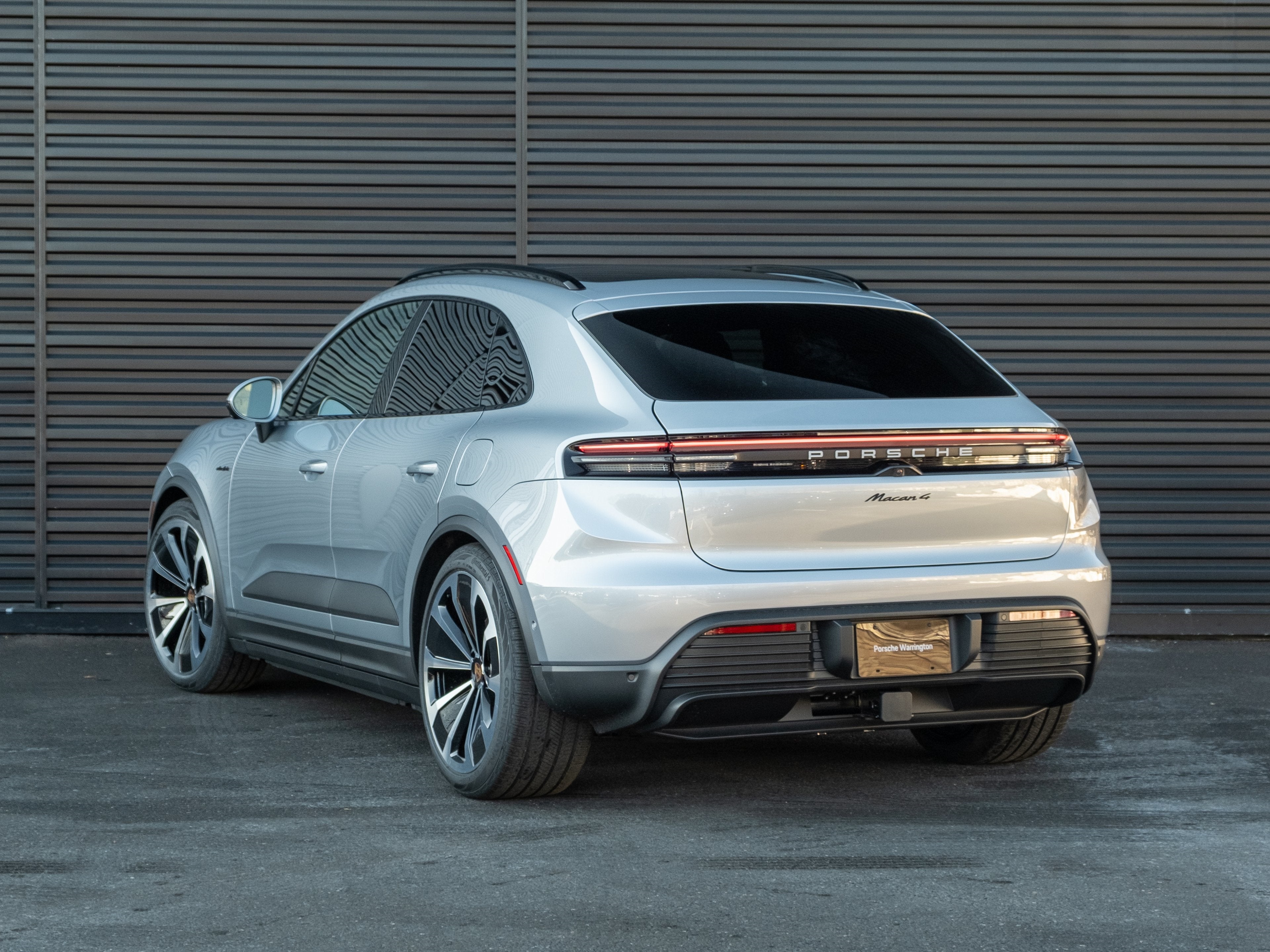 2026 Porsche Macan Electric 4