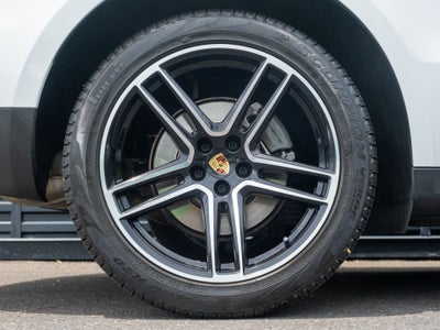 2021 Porsche Macan S