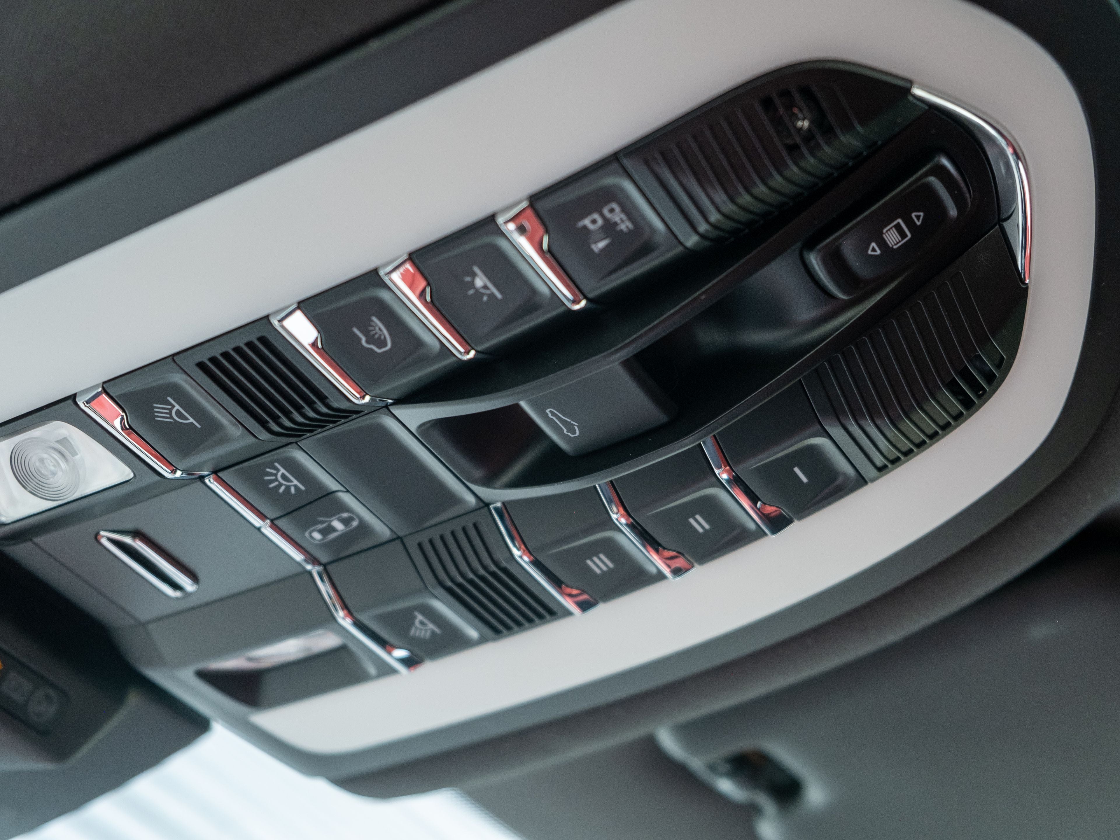 2021 Porsche Macan S