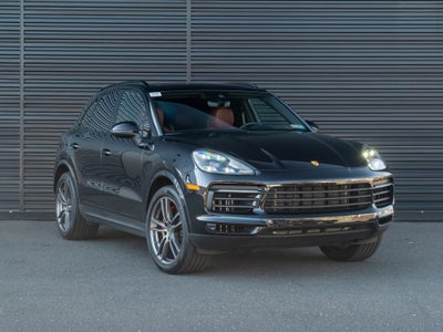 2022 Porsche Cayenne S Platinum Edition