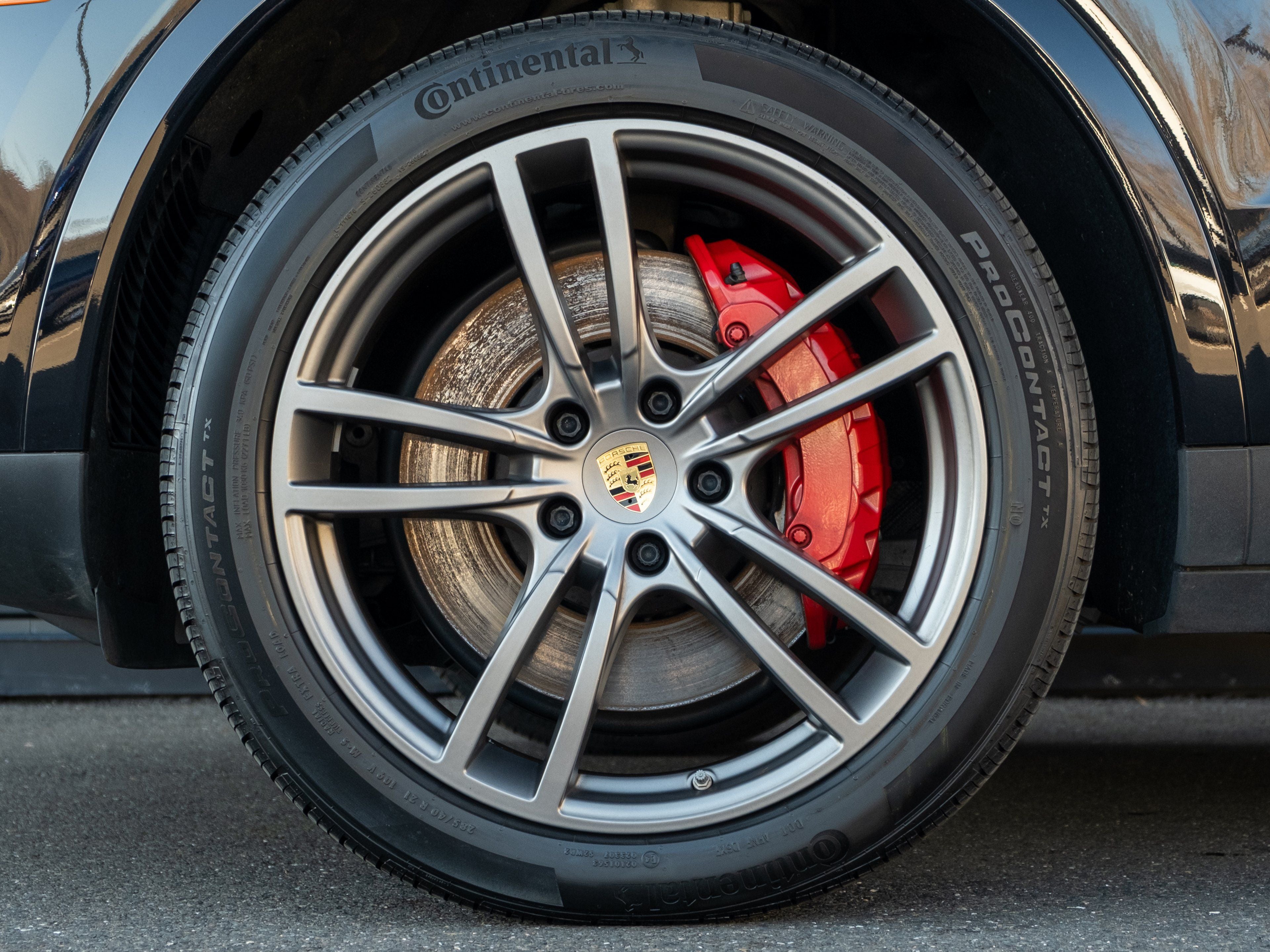 2022 Porsche Cayenne S Platinum Edition