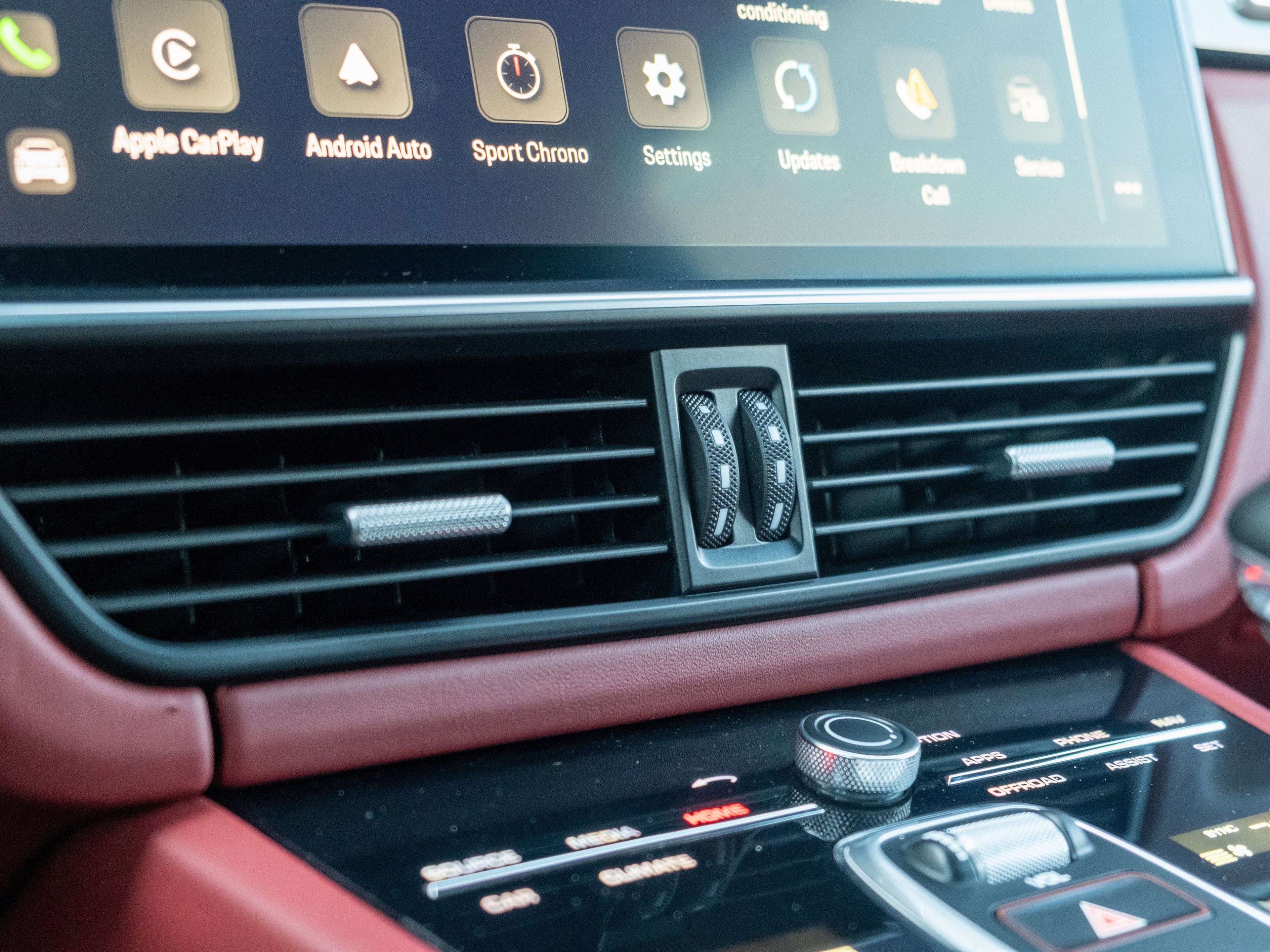 2022 Porsche Cayenne S Platinum Edition