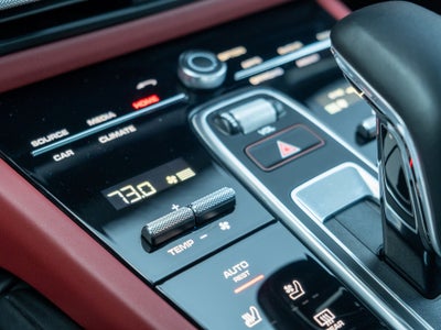 2022 Porsche Cayenne S Platinum Edition