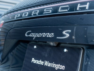 2022 Porsche Cayenne S Platinum Edition