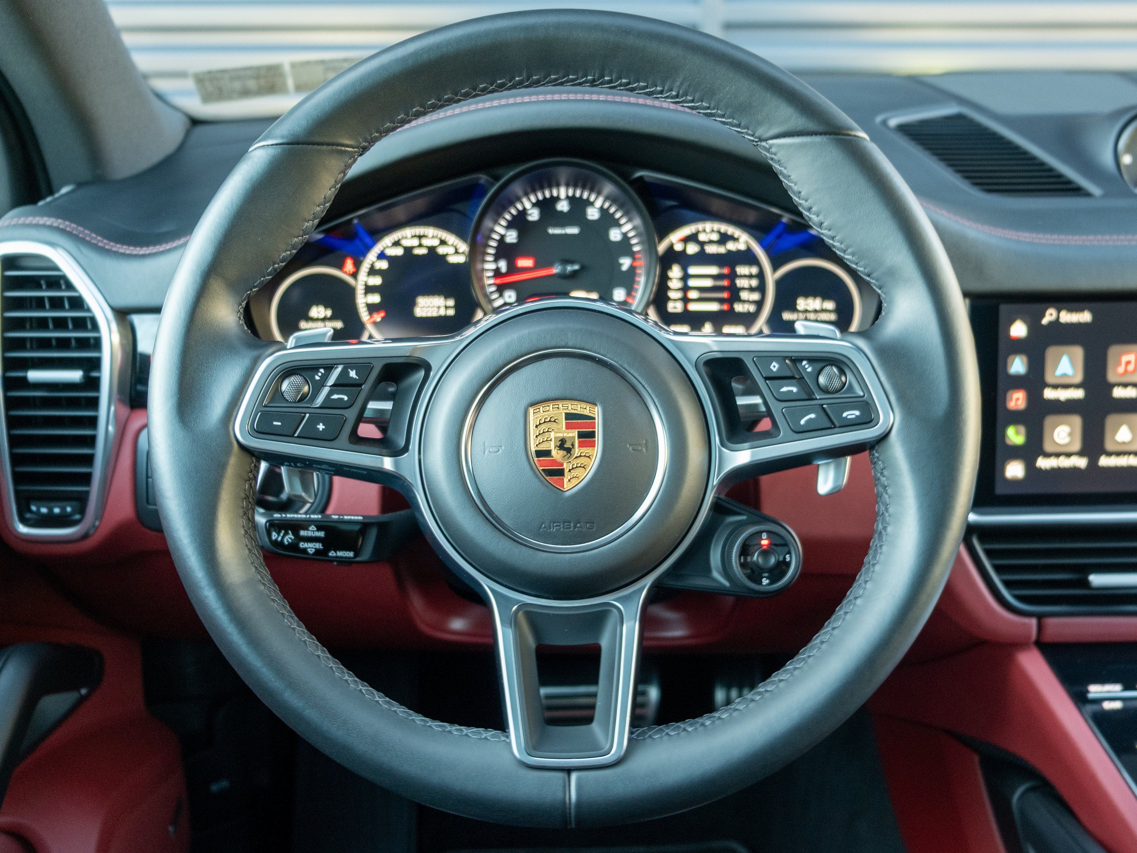 2022 Porsche Cayenne S Platinum Edition