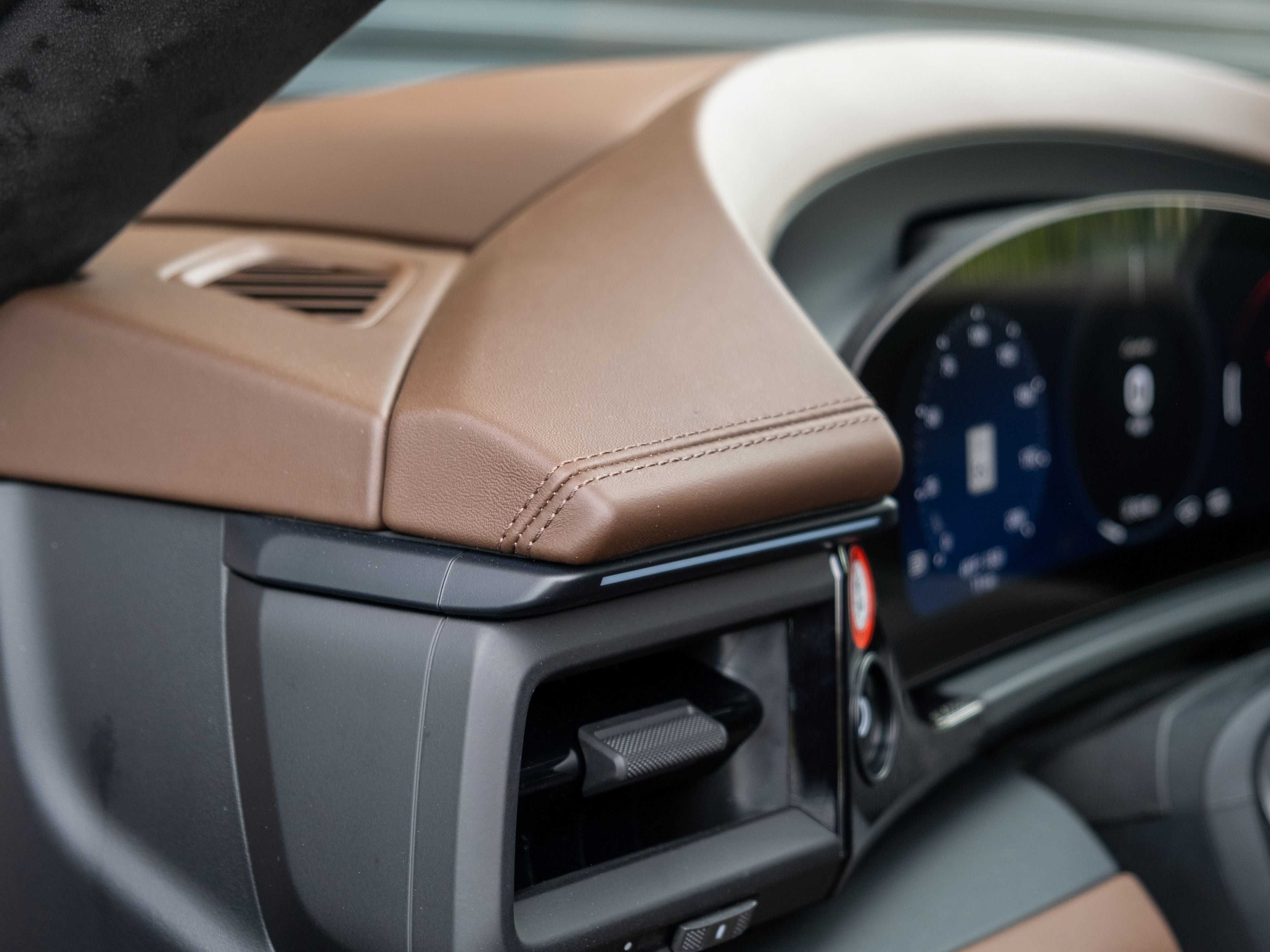 2026 Porsche Macan Electric Turbo