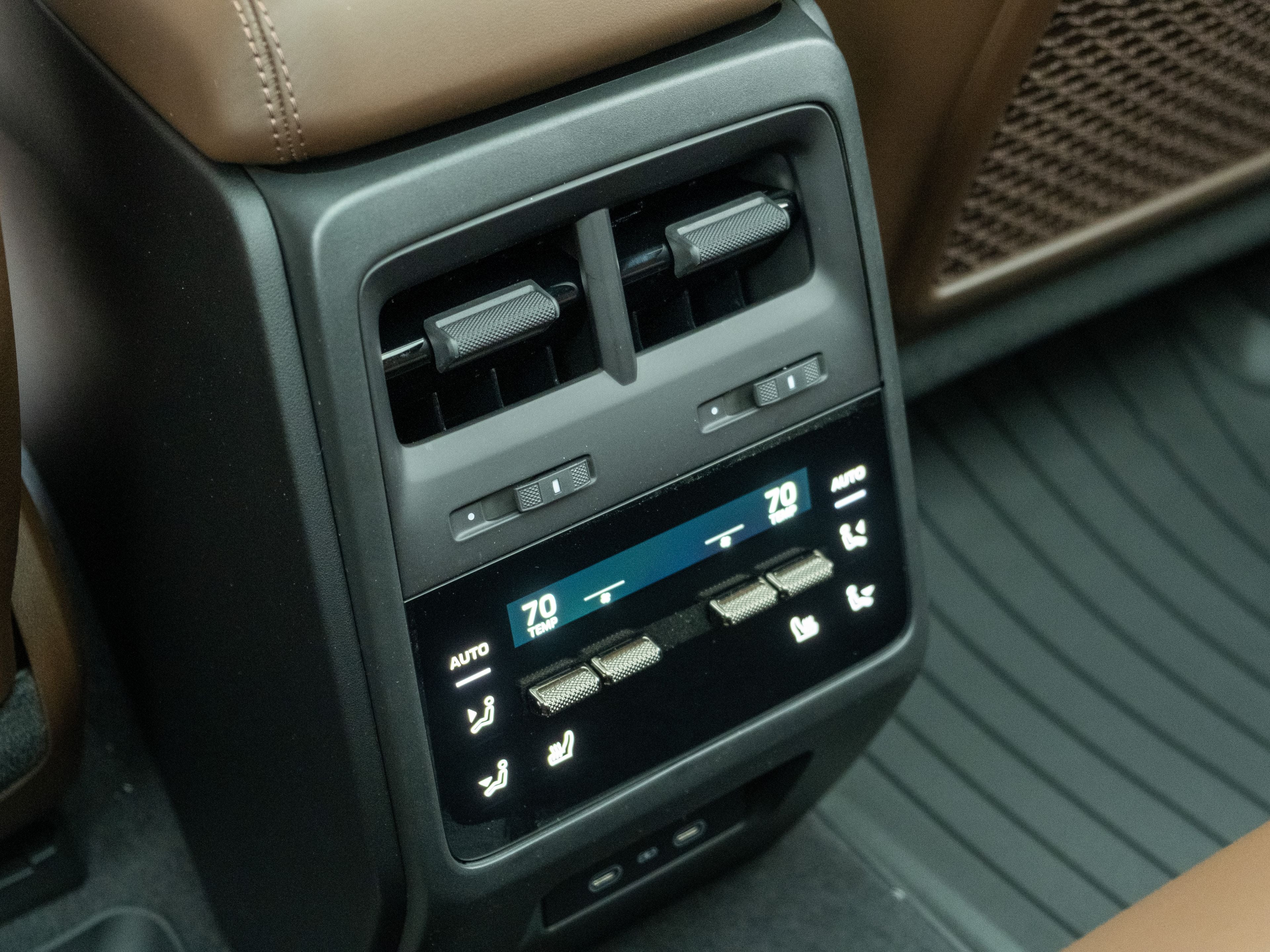 2026 Porsche Macan Electric Turbo