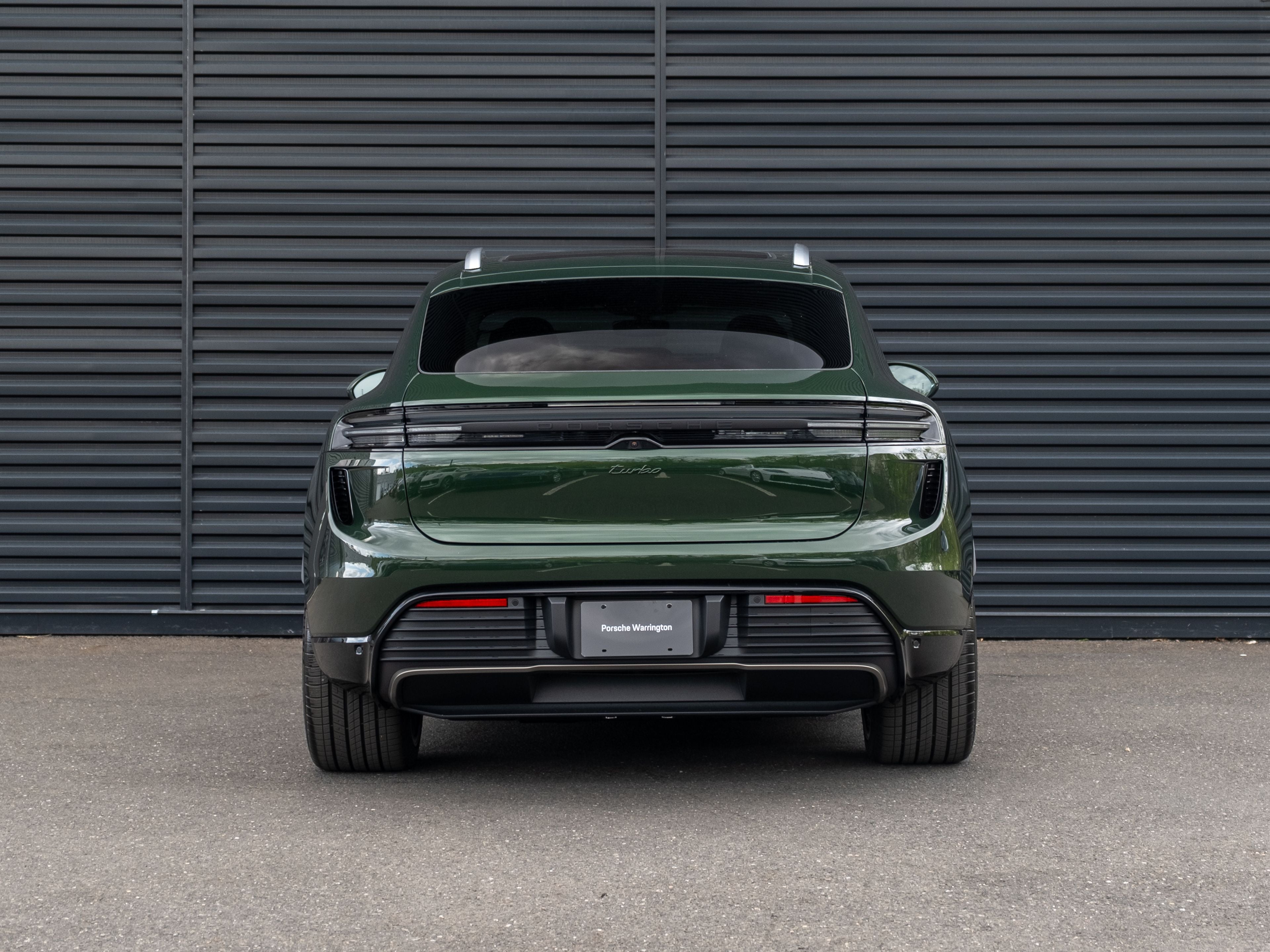 2026 Porsche Macan Electric Turbo
