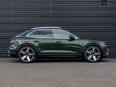 2026 Porsche Macan Electric Turbo