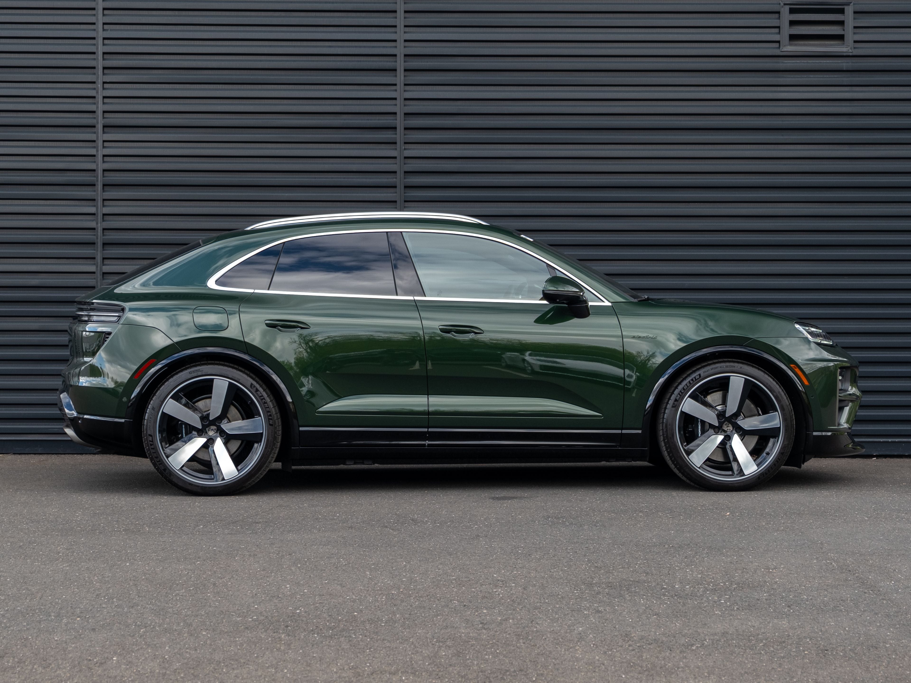 2026 Porsche Macan Electric Turbo