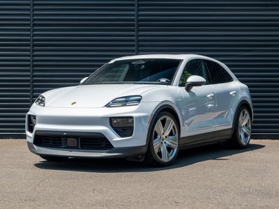 2025 Porsche Macan Electric EV