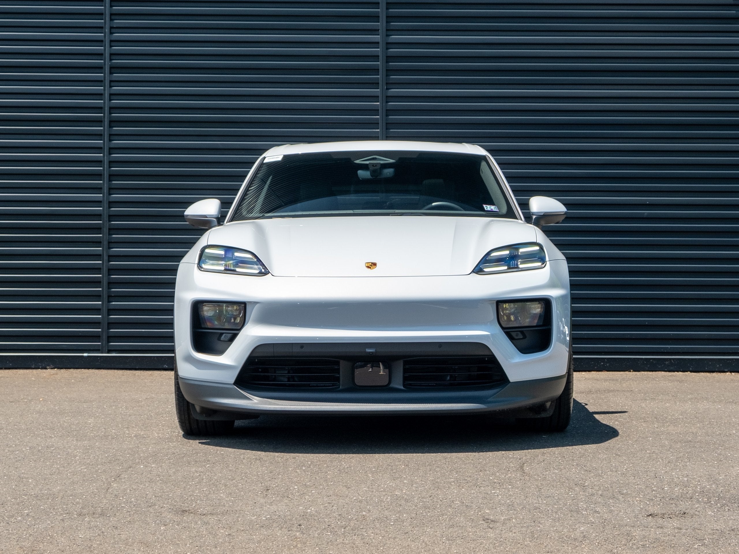 2025 Porsche Macan Electric EV