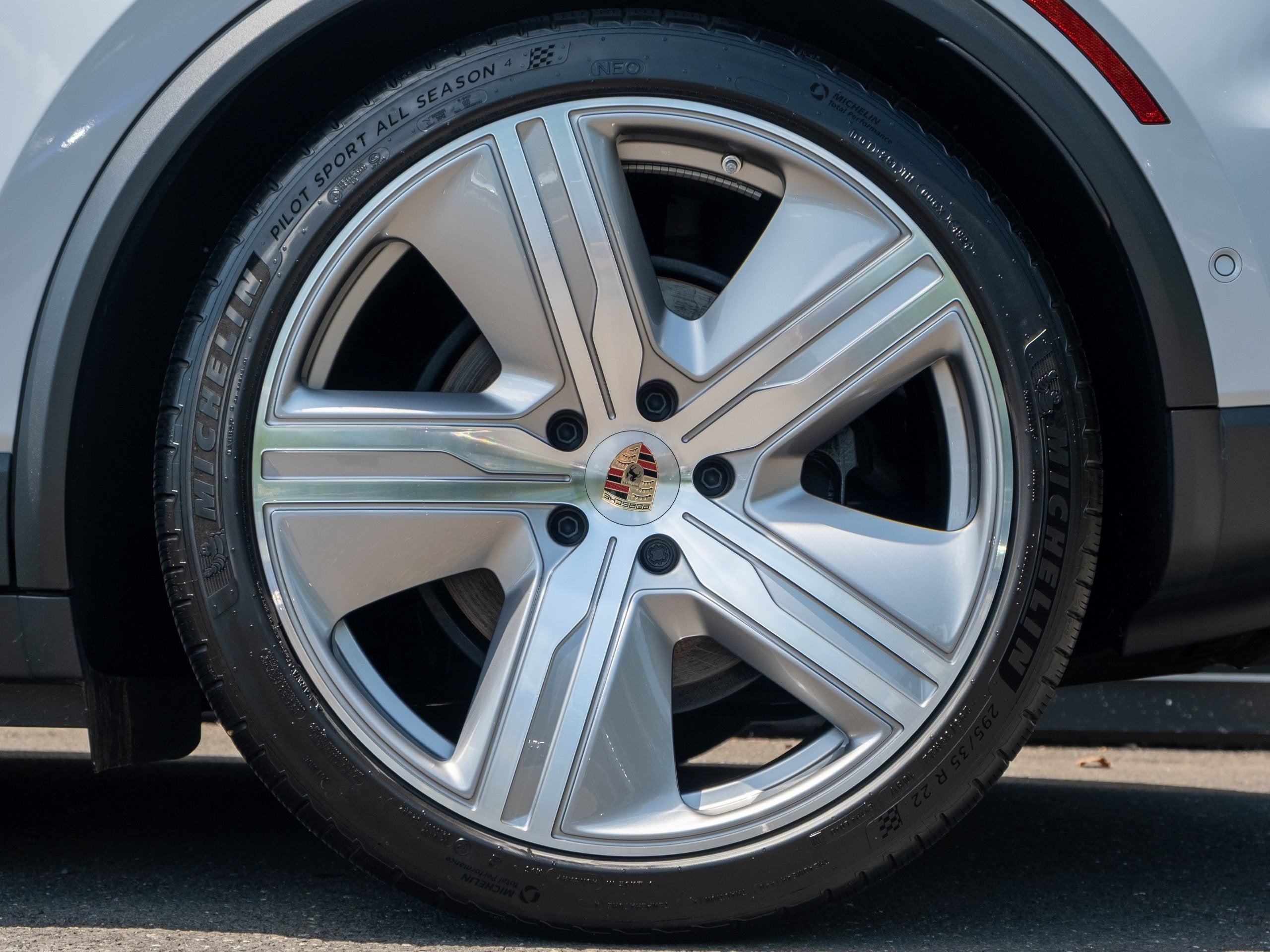 2025 Porsche Macan Electric EV