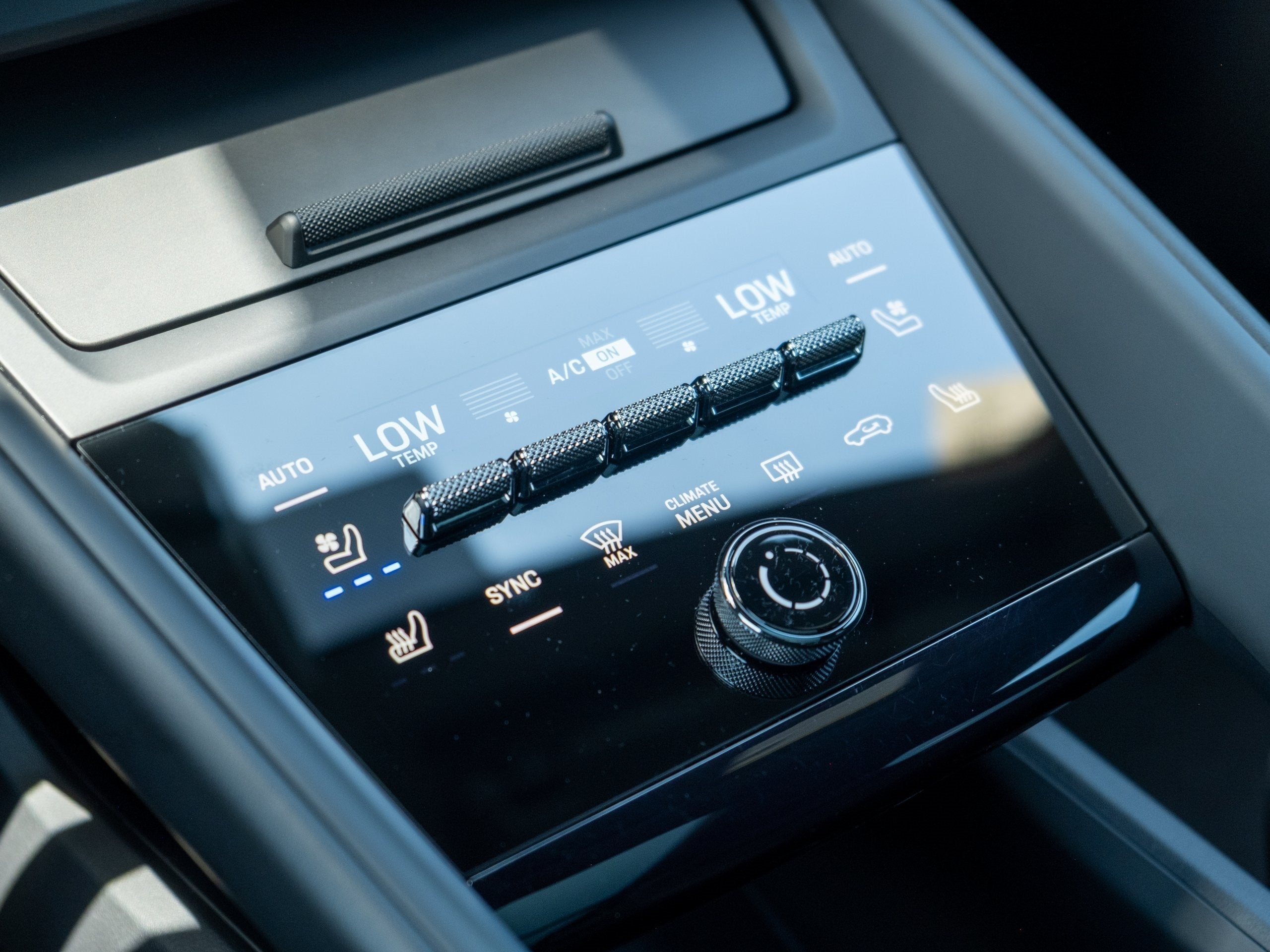 2025 Porsche Macan Electric EV