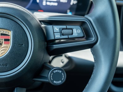 2025 Porsche Macan Electric EV