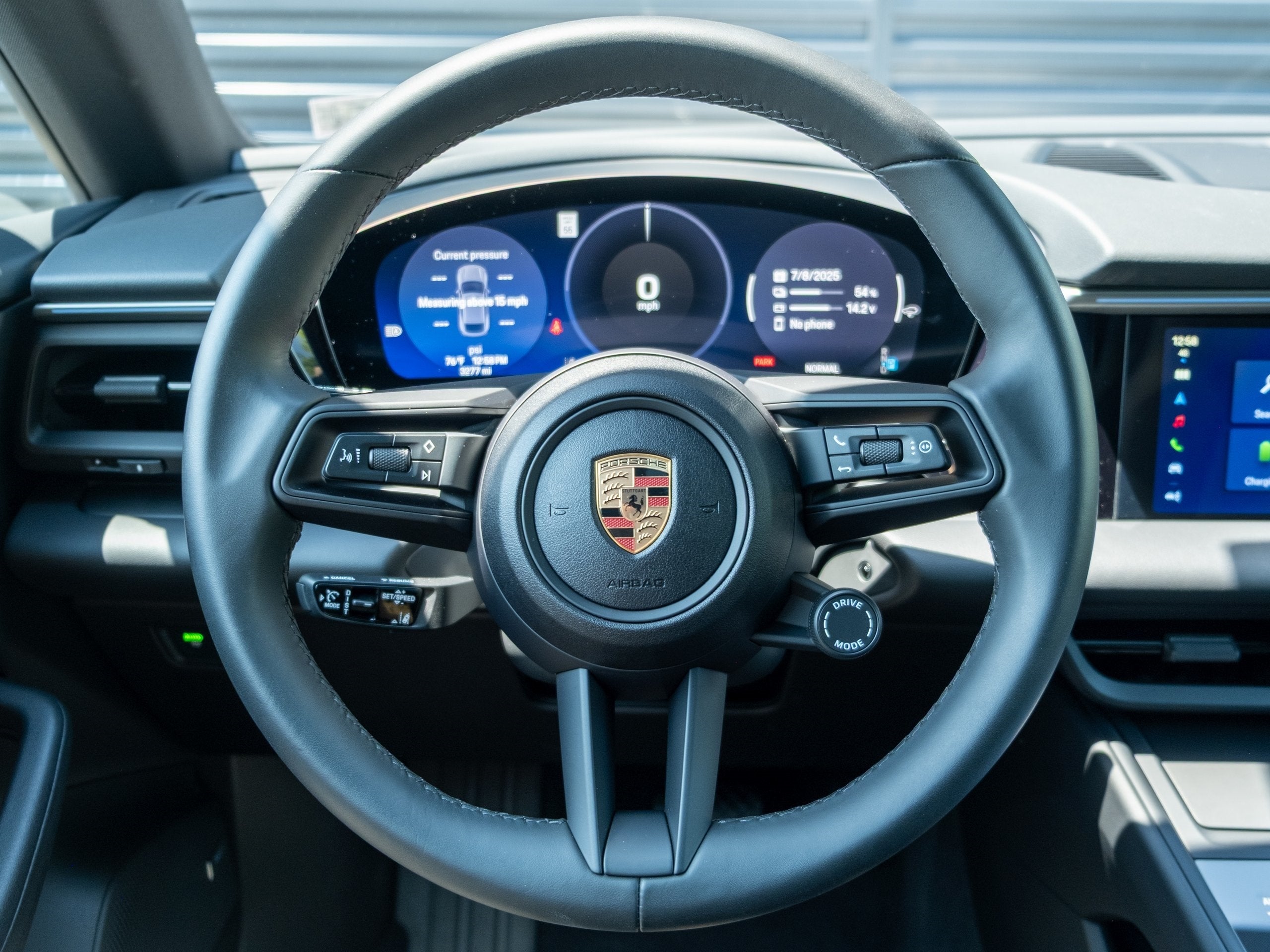 2025 Porsche Macan Electric EV