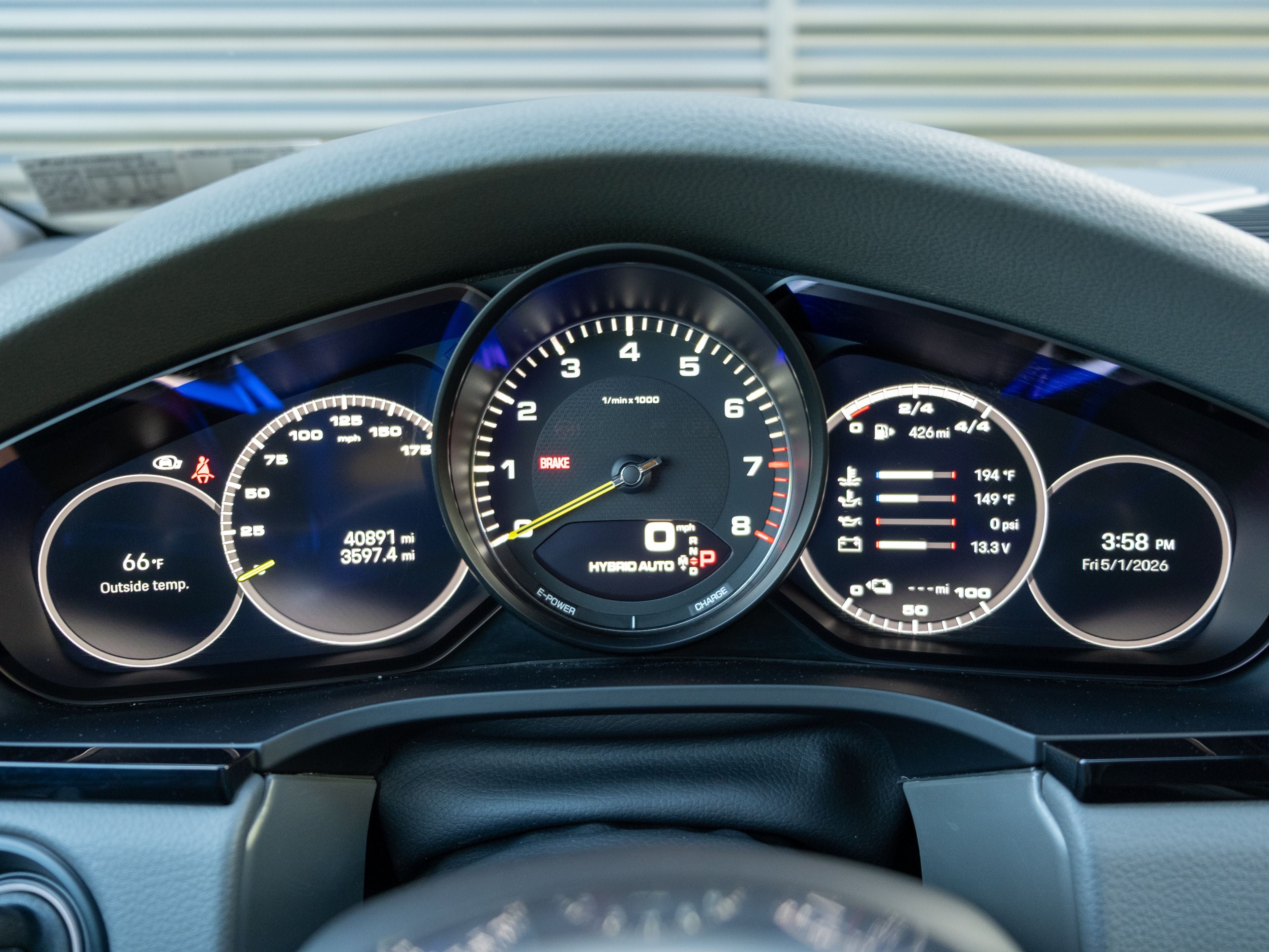2022 Porsche Cayenne E-Hybrid Base