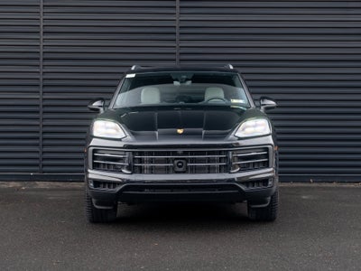 2026 Porsche Cayenne E-Hybrid Base