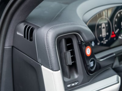 2026 Porsche Cayenne E-Hybrid Base