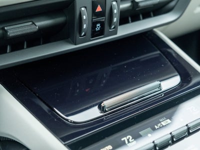 2026 Porsche Cayenne E-Hybrid Base