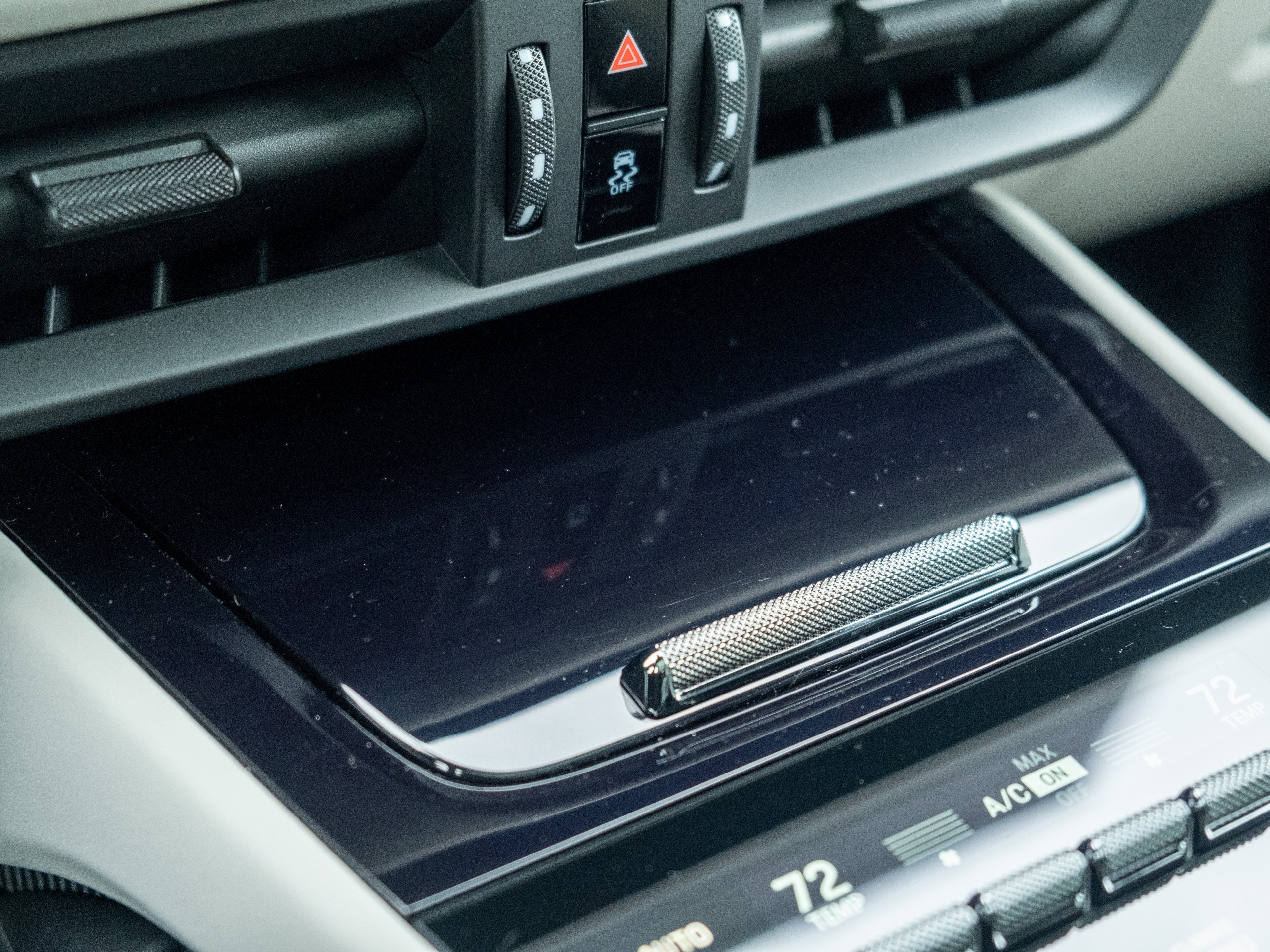 2026 Porsche Cayenne E-Hybrid Base